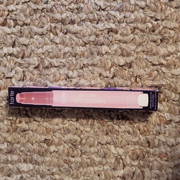 tarte Other - NWT Tarte Maracuja Juicy Lip in Rose